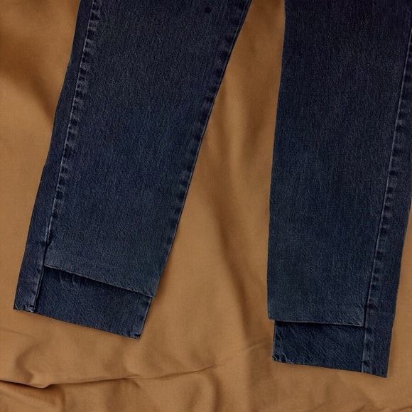 J Brand ‘Wynne’ Crop Straight Leg Step Hem Jeans in “Overthrow” Black Size 24 - Picture 11 of 16